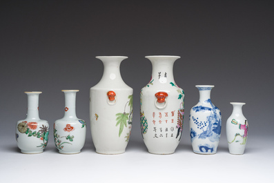 Six vases en porcelaine de Chine bleu, blanc, qianjiang cai, famille rose et verte, 19&egrave;me si&egrave;cle