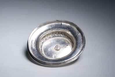 Belle th&eacute;i&egrave;re Empire en argent couronn&eacute;e d'un lion, poin&ccedil;on de ma&icirc;tre Jens Jensen, Copenhague, Danemark, dat&eacute; 1839