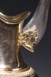 Pot &agrave; lait en argent dor&eacute; &agrave; anse en &eacute;b&egrave;ne, 950/000, poin&ccedil;on de ma&icirc;tre Lesage, Paris, France, premier quart du 19&egrave;me si&egrave;cle