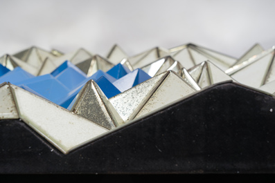 Olivier De Schrijver (1958): Miroir 'Fleur bleu', Ode's Design, &eacute;d. 3/6, dat&eacute; 2021