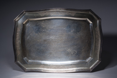 Service &agrave; caf&eacute; et &agrave; th&eacute; de cinq pi&egrave;ces en argent richement d&eacute;cor&eacute;, poin&ccedil;on de ma&icirc;tre Delheid, Belgique, 19&egrave;me/20&egrave;me si&egrave;cle