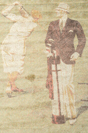 Tapisserie murale repr&eacute;sentant deux hommes jouant au golf, 20&egrave;me si&egrave;cle