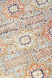 Tapis oriental de type Tabriz ou Ardabil (Ardebil) &agrave; d&eacute;cor g&eacute;om&eacute;trique, laine sur coton, 20&egrave;me si&egrave;cle