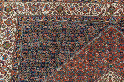 Tapis oriental de type Bidjar &agrave; d&eacute;cor floral, laine sur coton, 20&egrave;me si&egrave;cle