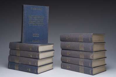 Six ouvrages de r&eacute;f&eacute;rence divers relatifs &agrave; la sc&egrave;ne artistique belge, 20&egrave;me/21&egrave;me si&egrave;cle