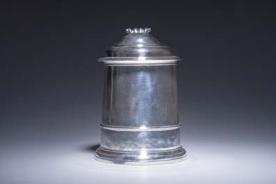Chope de style George I en argent, Britannia standard, Londres, poin&ccedil;on de ma&icirc;tre John Robinson I, dat&eacute; 1724