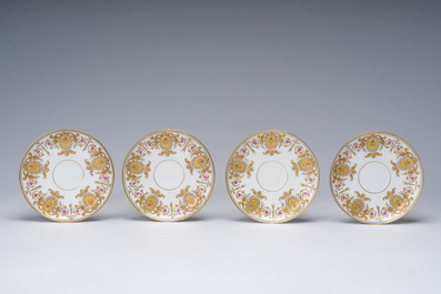 Service &agrave; caf&eacute; de 23 pi&egrave;ces richement dor&eacute; et &agrave; d&eacute;cor floral, Jean Pouyat, France, Limoges, 20&egrave;me si&egrave;cle