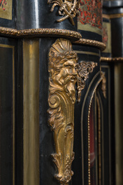 A French Historicism gilt bronze mounted tortoiseshell and brass marquetry ebonised wooden Boulle three-door credenza, 19th C.
