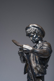 &Eacute;cole fran&ccedil;aise: Le r&eacute;mouleur, bronze argent&eacute; sur un imposant socle en marbre rouge, 19&egrave;me si&egrave;cle