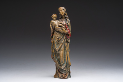 Vierge &agrave; l'Enfant sur un croissant de lune en ch&ecirc;ne polychrome, Flandres, 19&egrave;me si&egrave;cle