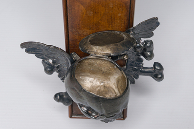 Corpus Christi argent avec une croix en bois, 18&egrave;me si&egrave;cle