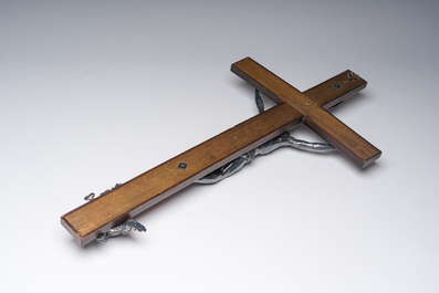 Corpus Christi argent avec une croix en bois, 18&egrave;me si&egrave;cle