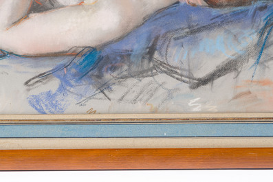 &Eacute;cole fran&ccedil;aise: Nu f&eacute;minin allong&eacute;, pastel sur papier, 19&egrave;me/20&egrave;me si&egrave;cle