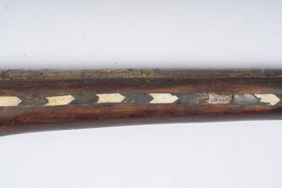 Deux mousquets incrust&eacute;s d'os ou Moukahla (moukalla), Syrie, 19&egrave;me si&egrave;cle