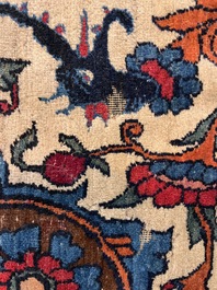 An important Persian Isfahan rug with floral design, wool on cotton, early 20th C.