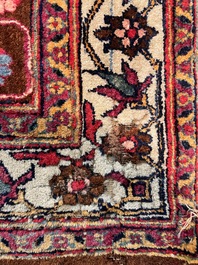 An important Persian Isfahan rug with floral design, wool on cotton, early 20th C.