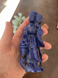 Collection de 22 sculptures en pierre dure, dont du cristal, du jade, du quartz, de l'&oelig;il de tigre et de la turquoise, Chine, 19&egrave;me/20&egrave;me si&egrave;cle