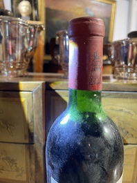 1971-1974 Ch&acirc;teau Latour et Ch&acirc;teau Mouton Rothschild, 7 bouteilles