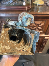 Un Bouddha et un Ganesh Majapahit en bronze oxyd&eacute;, Java de l'Est, 13&egrave;me/14&egrave;me si&egrave;cle