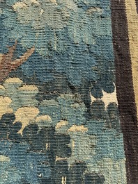 Tapisserie murale &agrave; d&eacute;cor d'oiseaux dans un jardin de ch&acirc;teau, Flandres, fin du 17&egrave;me si&egrave;cle