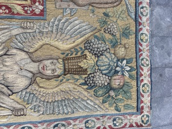 Importante tapisserie murale de Bruges repr&eacute;sentant 'Les porte-drapeaux' de la s&eacute;rie 'Les Triomphes de C&eacute;sar', seconde moiti&eacute; du 16&egrave;me si&egrave;cle