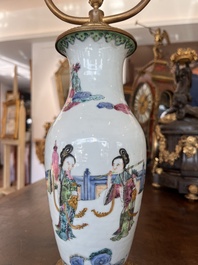 Collection vari&eacute;e en porcelaine, &eacute;maux cloisonn&eacute;s et bronze, Chine, 19&egrave;me/20&egrave;me si&egrave;cle