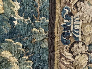 Tapisserie murale &agrave; d&eacute;cor d'oiseaux dans un jardin de ch&acirc;teau, Flandres, fin du 17&egrave;me si&egrave;cle