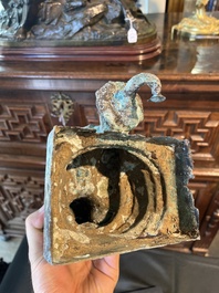 Un Bouddha et un Ganesh Majapahit en bronze oxyd&eacute;, Java de l'Est, 13&egrave;me/14&egrave;me si&egrave;cle