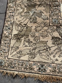 Tapis oriental de type Kerman (Kirman) &agrave; d&eacute;cor de sc&egrave;ne de cour avec Nader Shah Afshar et ses confidents, laine sur coton, vers 1900
