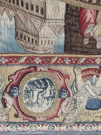 Importante tapisserie murale de Bruges repr&eacute;sentant 'Les porte-drapeaux' de la s&eacute;rie 'Les Triomphes de C&eacute;sar', seconde moiti&eacute; du 16&egrave;me si&egrave;cle