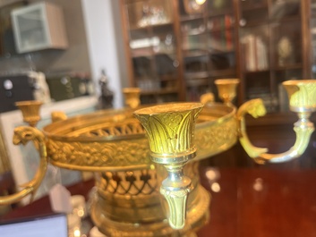 Cand&eacute;labre Charles X &agrave; six lumi&egrave;res en bronze dor&eacute;, France, attribu&eacute; &agrave; Pierre-Philippe Thomire, ca. 1820-1830