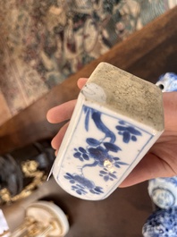Collection vari&eacute;e en porcelaine de Chine bleu et blanc, Kangxi et post&eacute;rieur