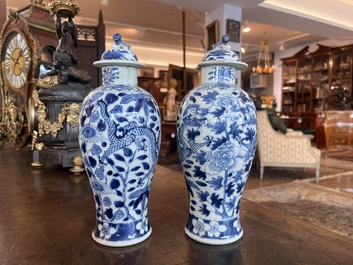 Collection vari&eacute;e en porcelaine de Chine bleu et blanc, Kangxi et post&eacute;rieur