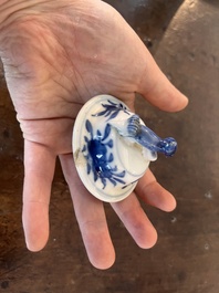 Collection vari&eacute;e en porcelaine de Chine bleu et blanc, Kangxi et post&eacute;rieur