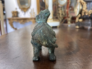 Mod&egrave;le d'un b&eacute;lier en bronze, Chine, probablement Han