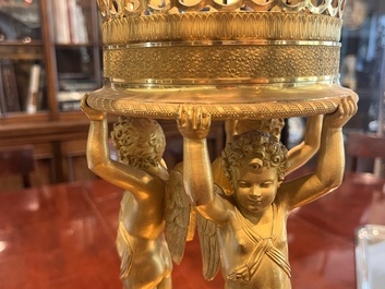 Cand&eacute;labre Charles X &agrave; six lumi&egrave;res en bronze dor&eacute;, France, attribu&eacute; &agrave; Pierre-Philippe Thomire, ca. 1820-1830