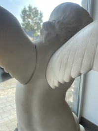 Cl&eacute;ment-L&eacute;opold Steiner (1853-1899): Groupe en marbre blanc repr&eacute;sentant l'Amour jouant avec un papillon