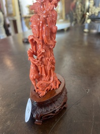 Groupe de Shou Lao avec un serviteur en corail rouge sculpt&eacute;, Chine, 19&egrave;me/20&egrave;me si&egrave;cle