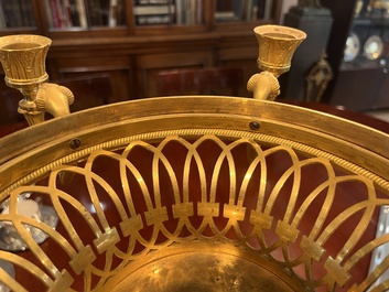 Cand&eacute;labre Charles X &agrave; six lumi&egrave;res en bronze dor&eacute;, France, attribu&eacute; &agrave; Pierre-Philippe Thomire, ca. 1820-1830