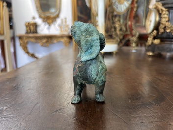 Mod&egrave;le d'un b&eacute;lier en bronze, Chine, probablement Han