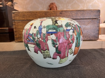 Collection vari&eacute;e en porcelaine de Chine famille rose, noire et monochrome, 19&egrave;me/20&egrave;me si&egrave;cle