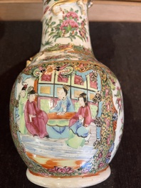 Trois paires de vases en porcelaine de Chine famille rose de Canton &agrave; d&eacute;cor floral et de sc&egrave;nes de palais, 19&egrave;me si&egrave;cle