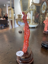 Deux figures de Shou Lao et Lan Cai He en corail rouge sculpt&eacute;, Chine, 19&egrave;me/20&egrave;me si&egrave;cle