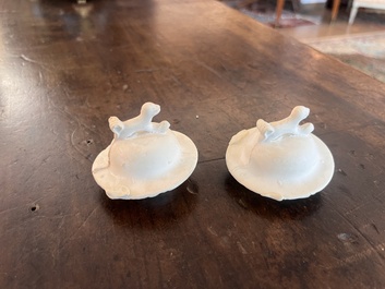 Collection vari&eacute;e en porcelaine de Chine bleu et blanc, Kangxi et post&eacute;rieur