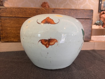 Collection vari&eacute;e en porcelaine de Chine famille rose, noire et monochrome, 19&egrave;me/20&egrave;me si&egrave;cle