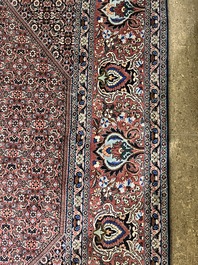 Tapis oriental de type Bidjar &agrave; d&eacute;cor floral, laine sur coton, 20&egrave;me si&egrave;cle
