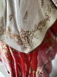 Eugenio Pattarino (1885-1971): La Vierge ador&eacute;e par des anges, terre cuite polychrome et dor&eacute;e