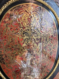 Meuble d'appui Napol&eacute;on III en marqueterie Boulle d'&eacute;caille et laiton aux montures dor&eacute;es et au plateau en marbre, France, 19&egrave;me si&egrave;cle