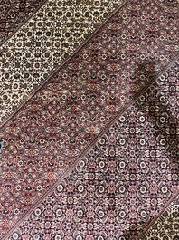 Tapis oriental de type Bidjar &agrave; d&eacute;cor floral, laine sur coton, 20&egrave;me si&egrave;cle