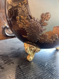 Vase tripode en porcelaine Satsuma de Japon, Meiji, 19&egrave;me si&egrave;cle